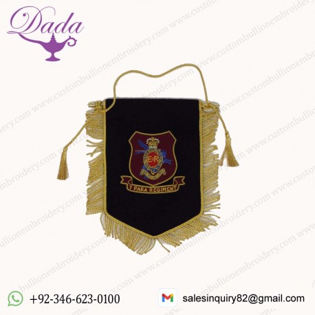 ROYAL HORSE ARTILLERY 7 PARACHUTE REGTIMENT PENNANT WITH BULLION WIRE EMBROIDERED BADGE (BB)