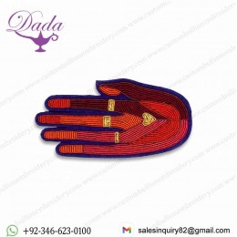 Heart Line Hand Embroidered Brooch Brosche