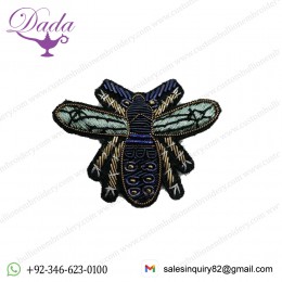 Grand Insect Hand Embroidered Brooch In Blue