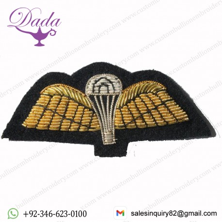 Parachute & Wings Gold On Black, No.1 Dress Badge
