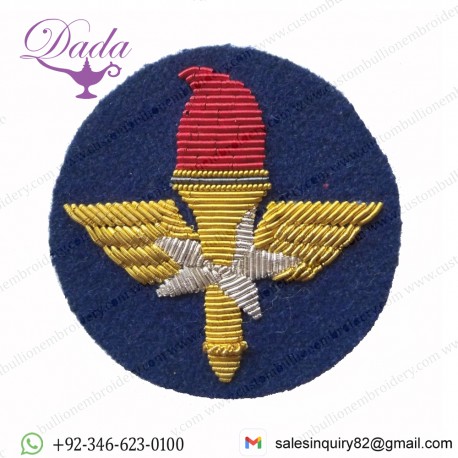Us Army Air Force Training Command Hand Embroidered With Gold And Silver Wire Bullion On A Blue Circle Shaped