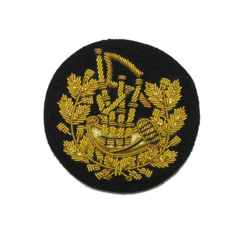 Badge Pipe Major Gold on Black Small 6 cms Wide