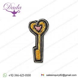 brooch hand embroidery