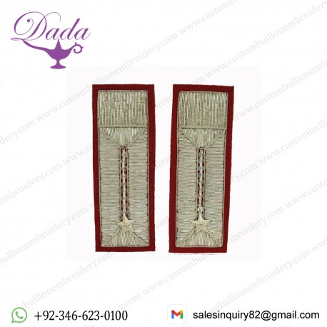 ITALIAN CARABINIERI TOGGLES WITH TWO-TONE EMBROIDERY BADGES
