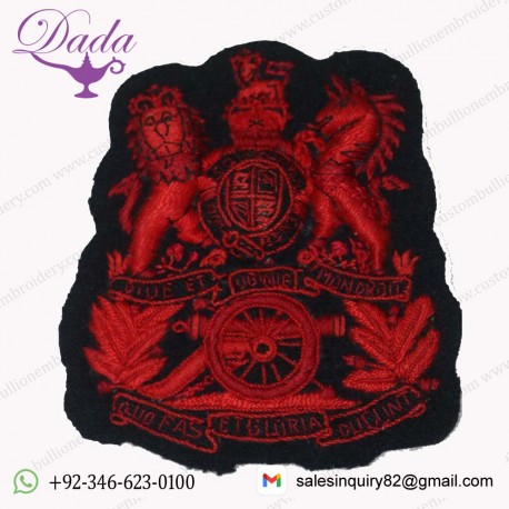 BRITISH ARMY ROYAL ARTILLERY BAND SERGEANT MAJOR'S GREATCOAT BADGE