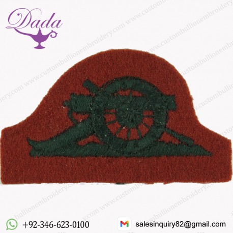 Royal Artillery Female SNCO's Gun FR - Small - WRAC Green On Beech Brown Embroidered Regimental cloth arm badge