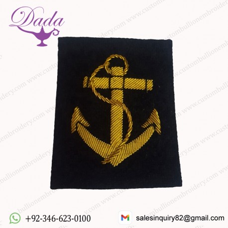 Wholesale Manufactures Embroidery Arm Badge Hand Embroidery Family Crest Blazer Badges