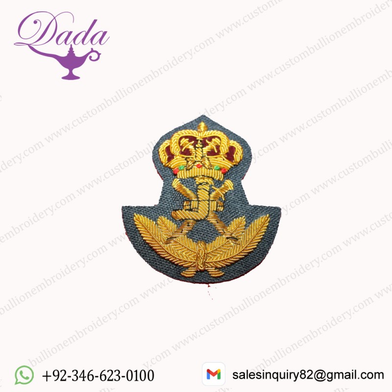 SULTAN OF OMAN OMANI AIR FORCE OFFICER'S CAP BADGE BULLION WIRE